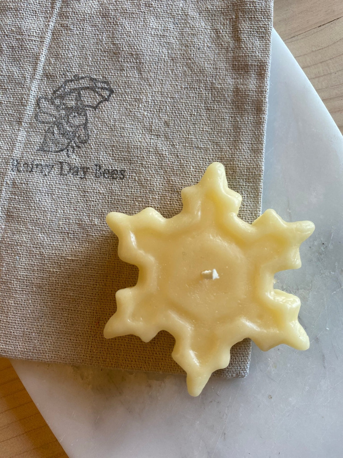 Beeswax Floating Snowflake Candle